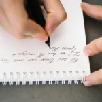 Combien de mots peut-on créer avec les lettres de l’alphabet en une minute ?