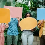 Les particularités des langues de signes à travers le monde et leur évolution